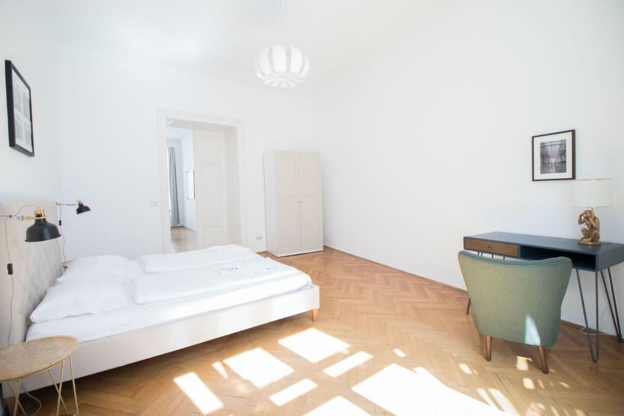 Heymi Apartments Stadtpark Vienna Exterior photo